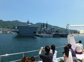 【バスの日】人気の呉湾艦船めぐりクルーズ イメージ